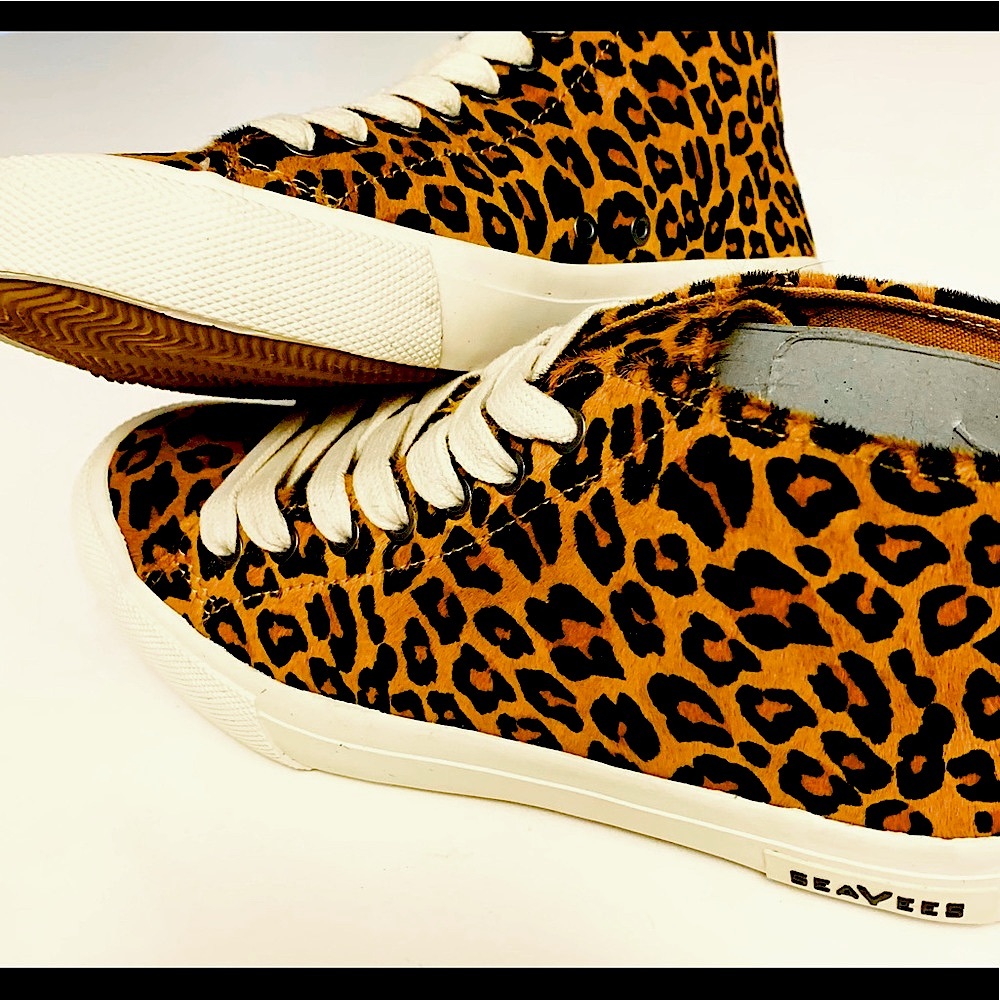 COPY - Seavees Womens mid-rise leopard print sneaker. Size 6.5
